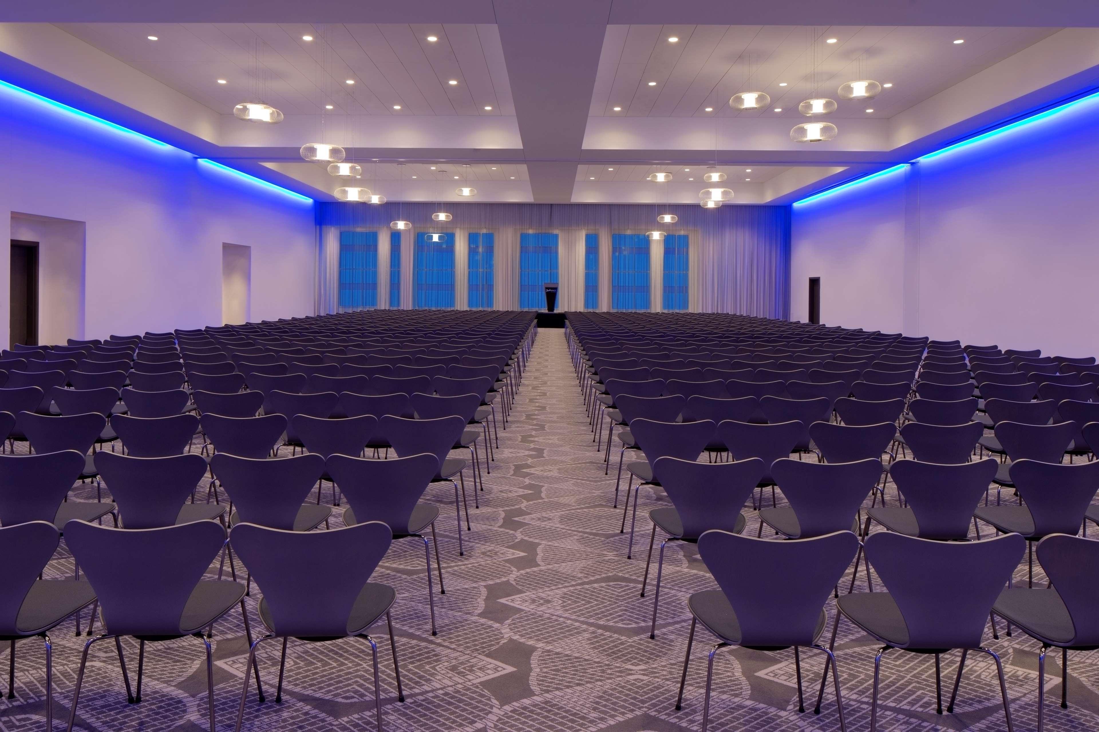 Radisson Blu Mall Of America Bloomington Business photo