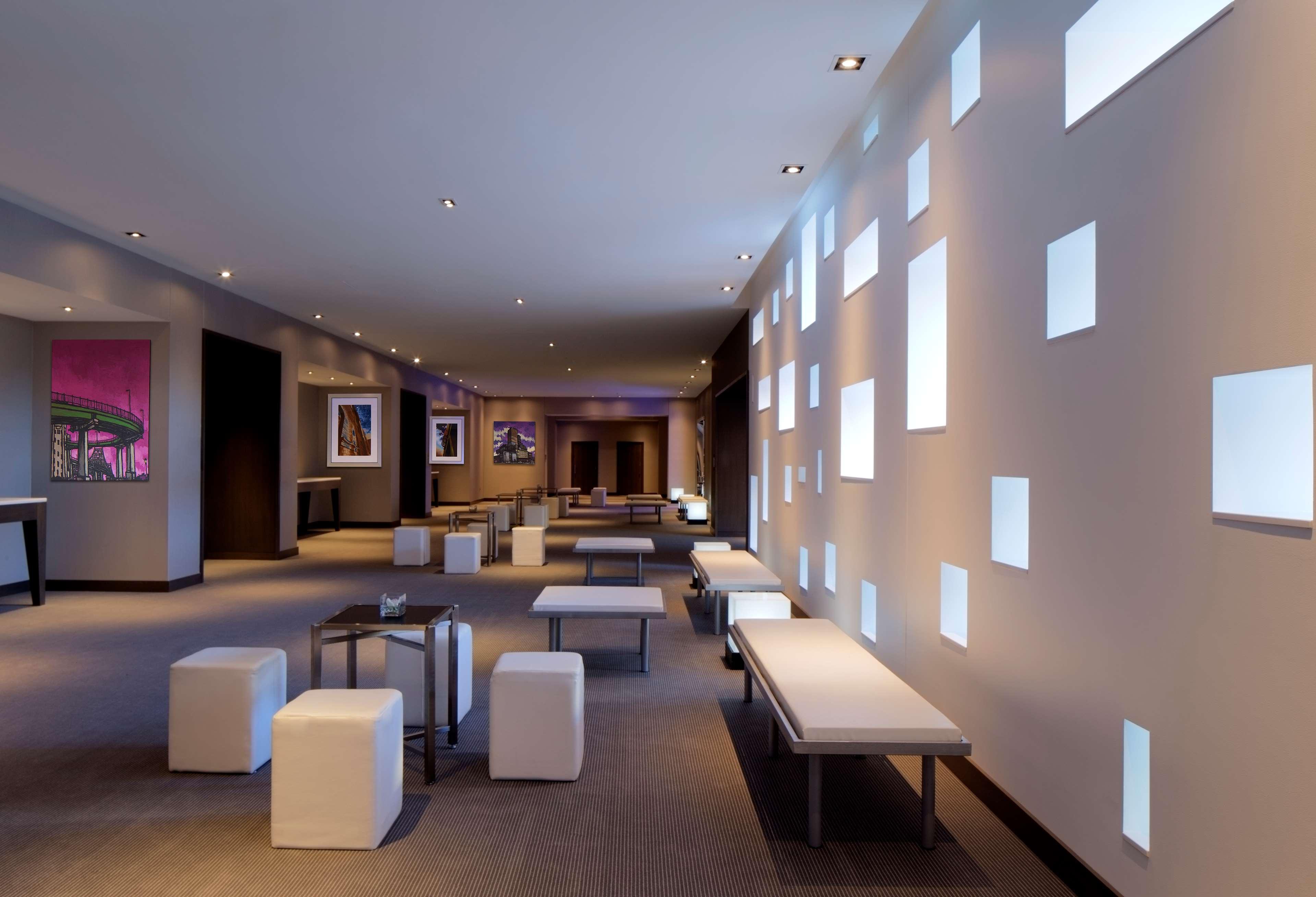 Radisson Blu Mall Of America Bloomington Interior photo
