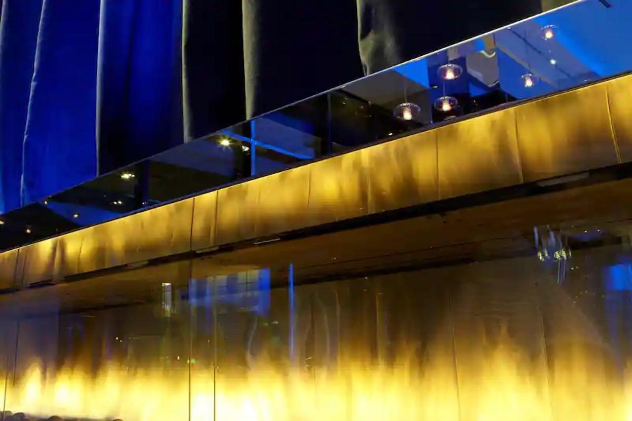 Radisson Blu Mall Of America Bloomington Exterior photo