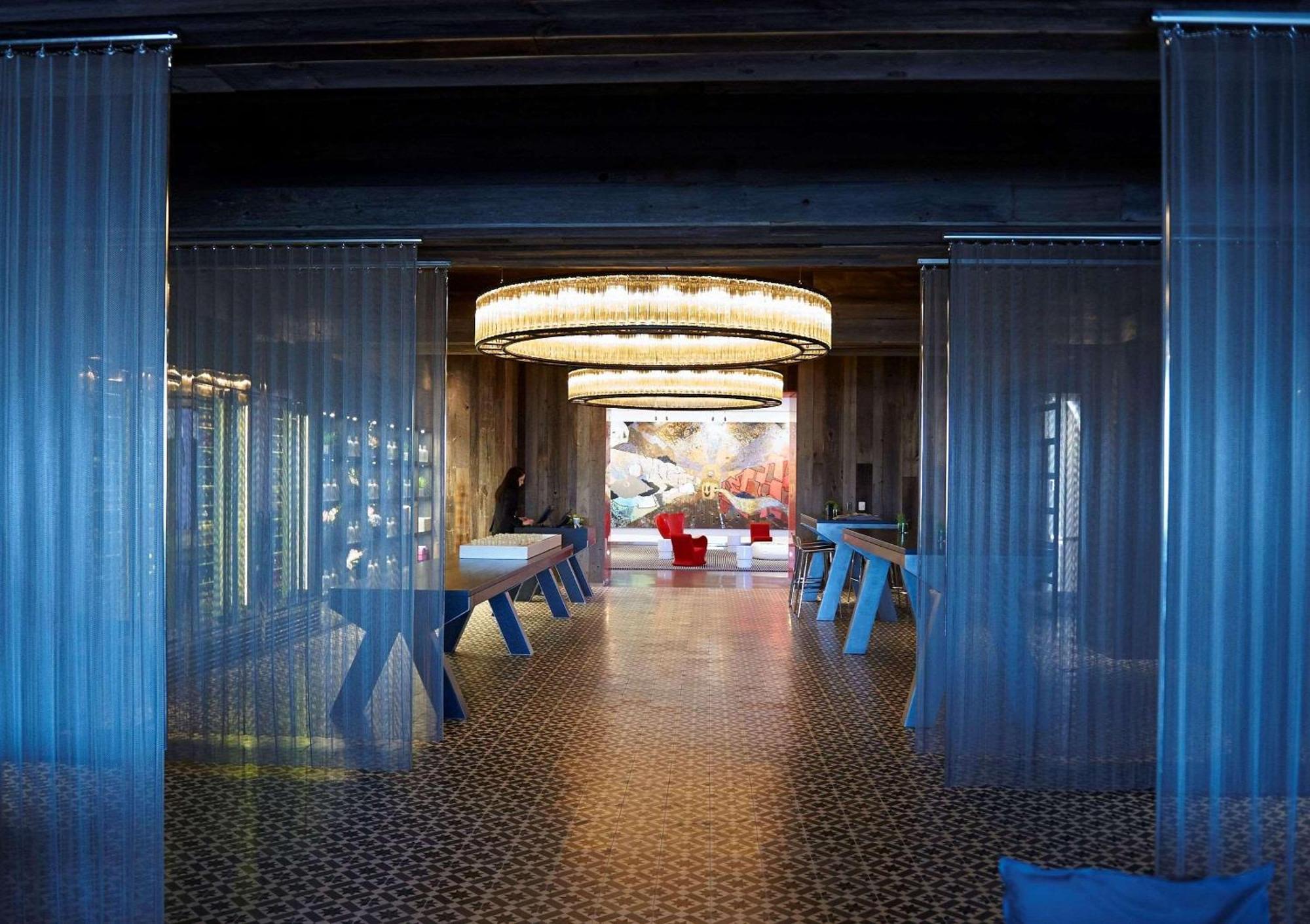 Radisson Blu Mall Of America Bloomington Exterior photo